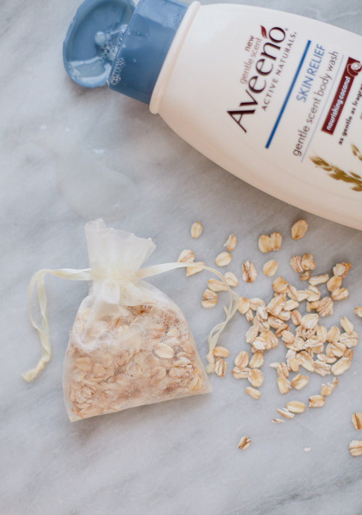 Create-DIY-Herbal-Oatmeal-Bath-and-Shower-Bags-for-the-Shower-or-as-a-Great-Gift-2